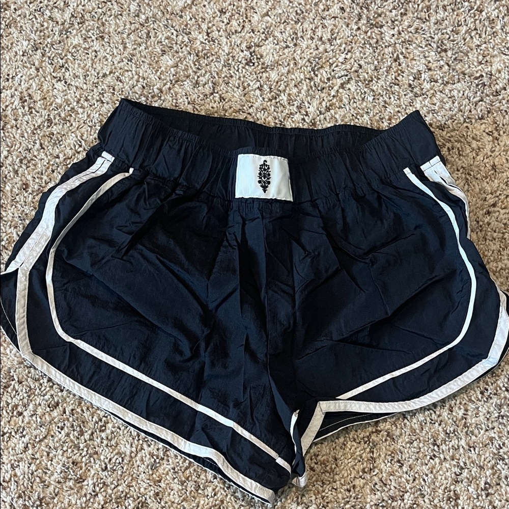 FP MOVEMENT varsity blues black shorts